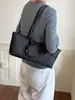 Bolso de hombro de nailon simple, moderno, ligero, de gran capacidad, estilo casual para madre e hija, bolso tote versátil para el día a día, modelo nuevo