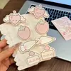 Nuevo Pasador de Ala de Pastel de Fresa Crema Estilo Japonés Simple Dulce Versátil Pinza para Flequillo Estudiante Chica Dulce Pinza Lateral