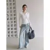 Camiseta base versátil para mujer, estilo chica atrevida, gris, cuello henley, manga larga, diseño de primavera y otoño con botones, elástica