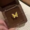 Anillo de Mariposa Dorado con Circonita Dorada Estilo Little Red Book para Mujer Diseño de Nicho Elegante Popular Moda Lujo Accesible Anillo Abierto