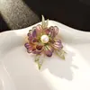 Broche de Peonía Floración de Prosperidad Vintage para Mujer Broche de Flor Tridimensional Pintado a Mano de Alta Gama Pin Accesorio de Tendencia Nacional Elegante