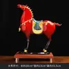 Caballo Cerámico General Adornos Creativos de Caballo Caballo al Éxito Caballo Rojo de la Suerte Decoración para Sala de Estar, Oficina, Gabinete de Vino Regalo