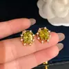Brilhantes e deslumbrantes! Brincos de tarraxa oval em zircônia cúbica banhados a ouro 18K real Brincos retrô franceses Brincos de design nichado