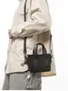 Bolsa de hombro pequeña portátil popular al por mayor 2025 nueva moda simple casual tendencia de bandolera