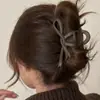 Grampo de Cabelo Laço Fosco Outono e Inverno Feminino 2024 Presilha Jacaré Alargada Presilha de Garra Grande Presilha Jacaré com Fita Larga Presilha Versátil