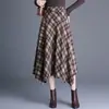 Saia Xadrez Irregular Estilosa 2026 Outono/Inverno Nova Moda Cintura Alta Comprimento Médio Elegante para o Trabalho Barra Larga