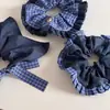 Goma de pelo de estilo académico retro coreano a cuadros con pliegues de colores contrastantes, Diadema de moda, Accesorio para el cabello de tela vintage azul para mujer
