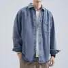 Chaqueta de mezclilla simple de manga larga de alta gama para hombre, nuevo estilo primavera 2026, corte holgado, talla grande, chaqueta tipo camisa de trabajo para hombre