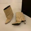 Botas Curtas Femininas Bico Fino Fivela Outono 2026 Novo Estilo Salto Grosso Emagrecimento Temperamento Moda Botas Salto Médio Bico Redondo Botas Femininas