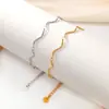Colar Pulseira Geométrica Ondulada de Aço Inoxidável Europeu e Americano Luxo Acessível Joias de Alta Qualidade Colar Feminino de Aço Titânio Não Desbota