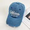 Boné de Baseball Vintage em Jeans Desgastado com Letras Bordadas, Proteção Solar de Verão, Estilo Americano, Chapéu Casual Bico de Pato Emagrecedor