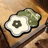 Nuevas alfombrillas de tierra de diatomeas estilo chino, duraderas y resistentes a las manchas, adecuadas para entradas, pasillos, baños y duchas; disponible para envío directo