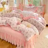 Juego de Colcha de Terciopelo de Leche de Cuatro Piezas Funda de Edredón de Encaje de Invierno Felpa Gruesa de Doble Cara Coral Franela Ropa de Cama