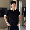 Nueva Camiseta Versátil Estilo Ins con Textura de Waffle Falso Dos Piezas Manga Corta Camisa Polo para Hombre para Viajar al Trabajo y Uso Casual