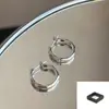 Pendientes de Aro Lisos con Pasador de Plata 925 para Mujer 2025 Nuevo Popular Diseño de Nicho Pendientes de Gama Alta Pendientes de Lujo Accesible
