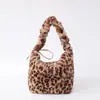 Bolso peludo de Otoño e Invierno, Bolso de mujer con estampado de leopardo retro, Bolso de hombro moderno callejero, Bolso cruzado de gran capacidad, Bolso de felpa, Versátil