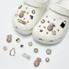 2026 Moda Nuevo Versátil Zueco de Oso con Cuentas Accesorios para Zapatos DIY Dijes Desmontables para Zapatos Hebillas de Zapatos de Alta Gama