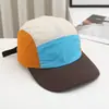 Chapéu Plano Único com Blocos de Cor para Mulheres, Boné de Beisebol Hip-Hop para Skate ao Ar Livre, Chapéu de Cinco Painéis da Marca de Moda de Rua para Casais