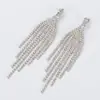 Popular Conjunto de Joyería con Diamantes, Pendientes Largos de Borla, Cadena de Garra con Pedrería, Pendientes de Exportación, Fabricante Mayorista de Pendientes de Novia E483
