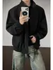 Chaqueta Cleanfit de patchwork deconstruido con cuello mao para hombre, diseño de marca trendy americana, chaqueta de trabajo tipo bomber resistente a tres elementos