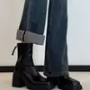 Botas Martin, botas finas de bico quadrado estilo francês, botins com plataforma para aumentar a altura, coleção de inverno 2026 feminina, botins de salto grosso para mulheres