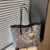 2026 Verão Novo Estilo Coreano Bolsa Tote de Bolinhas Multi-Compartimentos Grande Capacidade Versátil para o Dia a Dia Bolsa de Ombro Único