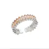 Anillo Geométrico de Zirconia Cúbica de Colores Chapado en Oro de 18K Estilo Lujo Ligero Vintage Anillo de Cristal Retro Artístico
