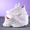Zapatos Deportivos para Niñas 2026 Verano Nuevos Zapatos de Malla con Perilla para Niños Zapatos de Malla Transpirables Blancos para Niñas Niños Medianos y Grandes