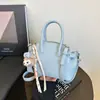Pedido do Cliente para uma Bolsa Branca Feminina, Novo Modelo 2025 Bolsa Bowling, Bolsa Transversal, Bolsa de Mão Bolsa Boston