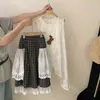 Conjunto de Blusa Irregular y Pantalones a Cuadros para Niña Verano 2025 Vestido Chaleco Bordado Sin Mangas Pantalones de Pierna Ancha de Encaje de Nueve Cuartos