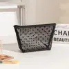 Nuevo Bolso de Maquillaje Corazón de Mano de Gran Capacidad Bolsa de Almacenamiento de Malla Estilo Ins para Mujer Portátil Viaje Pequeño Neceser