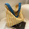 Bolso de diseño de nicho informal nuevo 2023, bonito bolso de mujer Mori, bolso de hombro popular de verano, bolso de cubo de estilo occidental