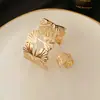 Pulsera Anillo de Patrón de Hoja de Metal Europeo y Americano Traje Lujo Ligero Pulsera de Alta Gama Pulsera Simple para Mujer que Combina con Todo