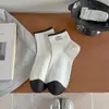 Calcetines Femeninos Sin Costuras para Primavera y Verano, Calcetines Cortos Finos de Corte Bajo, Resistentes al Olor, Absorbentes de Sudor, Etiqueta de Tela de Encaje, Calcetines Cortos de Verano Estilo Ins