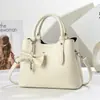 Bolsa de Mão Texturizada Estilo Novo 2025 com Grande Capacidade Material PU Bolsa de Ombro Bolsa Transversal Bolsa Feminina Transparente Tendência Versão Coreana