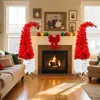 Árbol de Navidad Chueco Bicolor Rojo y Blanco, un Nuevo Bestseller de Amazon para Decoraciones Navideñas