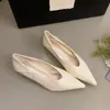 Primer Encuentro Jifa Punta Fina Francesa Cuello en V Adelgazante Boca Baja Tacón Bajo Zapatos de Salón Mujer 2026 Primavera Otoño Simple Wanyi Para Ir al Trabajo Mary