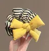 Atardecer de Berlín ~ Scrunchie Amarillo Rayado Estilo Coreano para Mujer, Accesorio para el Cabello de Alta Gama, Goma para Moño Francés Oversized