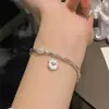 Pulsera de Perlas Irregulares Francesas Pulsera para Mujer Nicho Lujo Ligero Exquisita Moda Oro Media Pulsera Accesorios de Pulsera