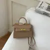 Bolso Boston dulce de lunares estilo coreano, nuevo modelo verano 2026, bolso de hombro y cruzado de moda nicho moderno para mujer