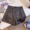Shorts de Couro Plus Size Feminino Outono e Inverno 2025 Versátil Cintura Alta Emagrecedor Linha A Casual Calças de Pernas Largas Roupa de Fora Solta Botas Versáteis