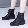 Botas estilo Martin para mujer, nueva colección de invierno 2026, suela gruesa, forradas de felpa, cálidas, a la moda, versátiles, piel suave, botas de nieve negras, zapatos que aumentan la altura
