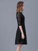 Vestido negro pequeño de encaje de marca Primavera y Otoño Nuevo vestido francés de corte A de talla grande casual con cuello descubierto versátil de talla grande