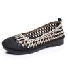 Nuevos zapatos de tela antiguos de Beijing para mujer, zapatos casuales de suela blanda de malla hueca, zapatos de mamá de boca baja que combinan con todo, zapatos planos de una sola capa para mujer