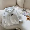 Roupas de Primavera e Outono para Bebês Moletom Infantil Casual com Capuz Pulôver de Outono 2026 Novo Estilo Elegante Top de Outono para Meninos