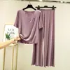 Conjunto de verão com design irregular, nova camiseta com babados e laço, calça casual de perna larga de nicho para mulheres, gola redonda, manga média