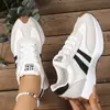 Suministro Directo de Fábrica Original Zapatos con Suela Gruesa para Aumentar la Altura Estilo Alemán para Mujer Piel Mate Calzado Deportivo Casual Comercio Exterior Dropshipping Personalización OEM