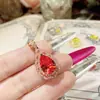 Camelia Retro Nuevo Corte Flor de Hielo Acero de Alto Carbon Huevo de Paloma Fanta Rubí Colgante Anillo de Piedras Preciosas de Colores Medievales Chapado en Oro de 18K