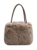 Bolsa de Pelúcia Longa para Mulheres 2025 Nova Tendência Versátil Bolsa de Mão Estilo Quente Elegante Bolsa de Ombro Transversal de Pelúcia