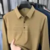 2026 Nueva Camiseta de Manga Larga para Hombre Camisa Polo de Manga Larga Rayada Ropa para Papá Amigable con la Piel Cómoda Top de Capa Base